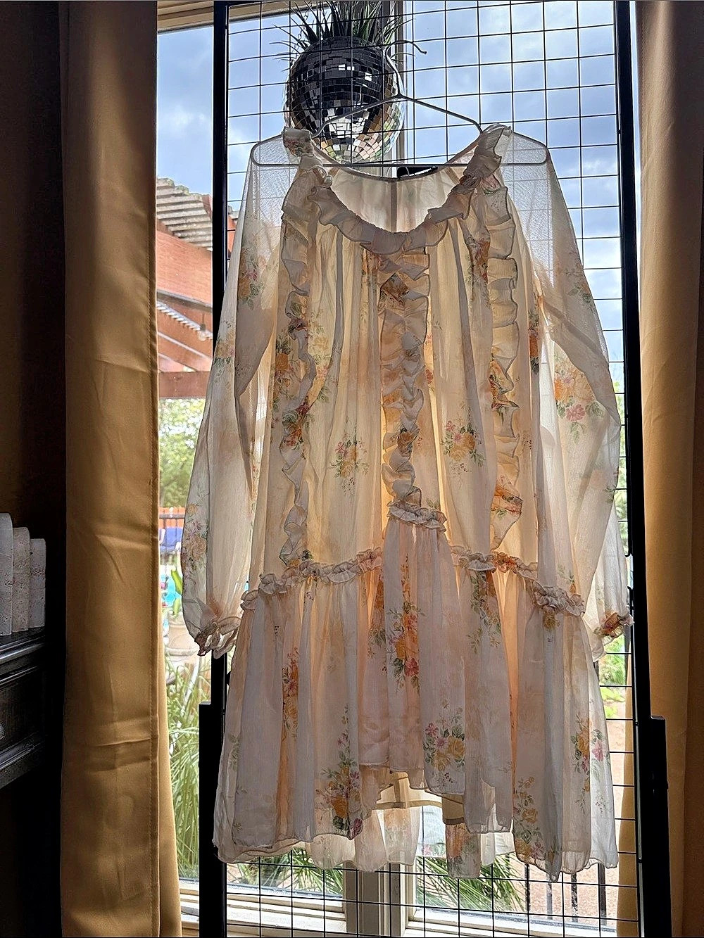 Floral Mini Dress in Cream & Pink Like New